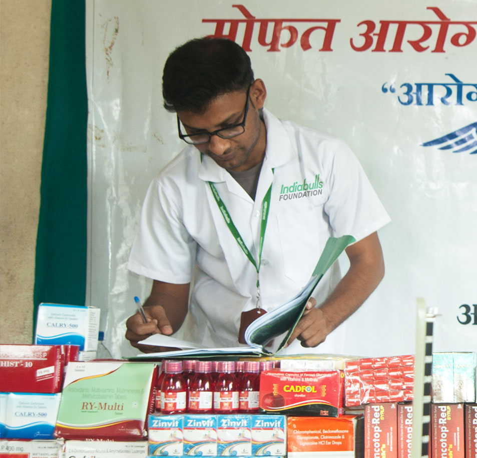 Free Medicines at Indiabulls Foundation 